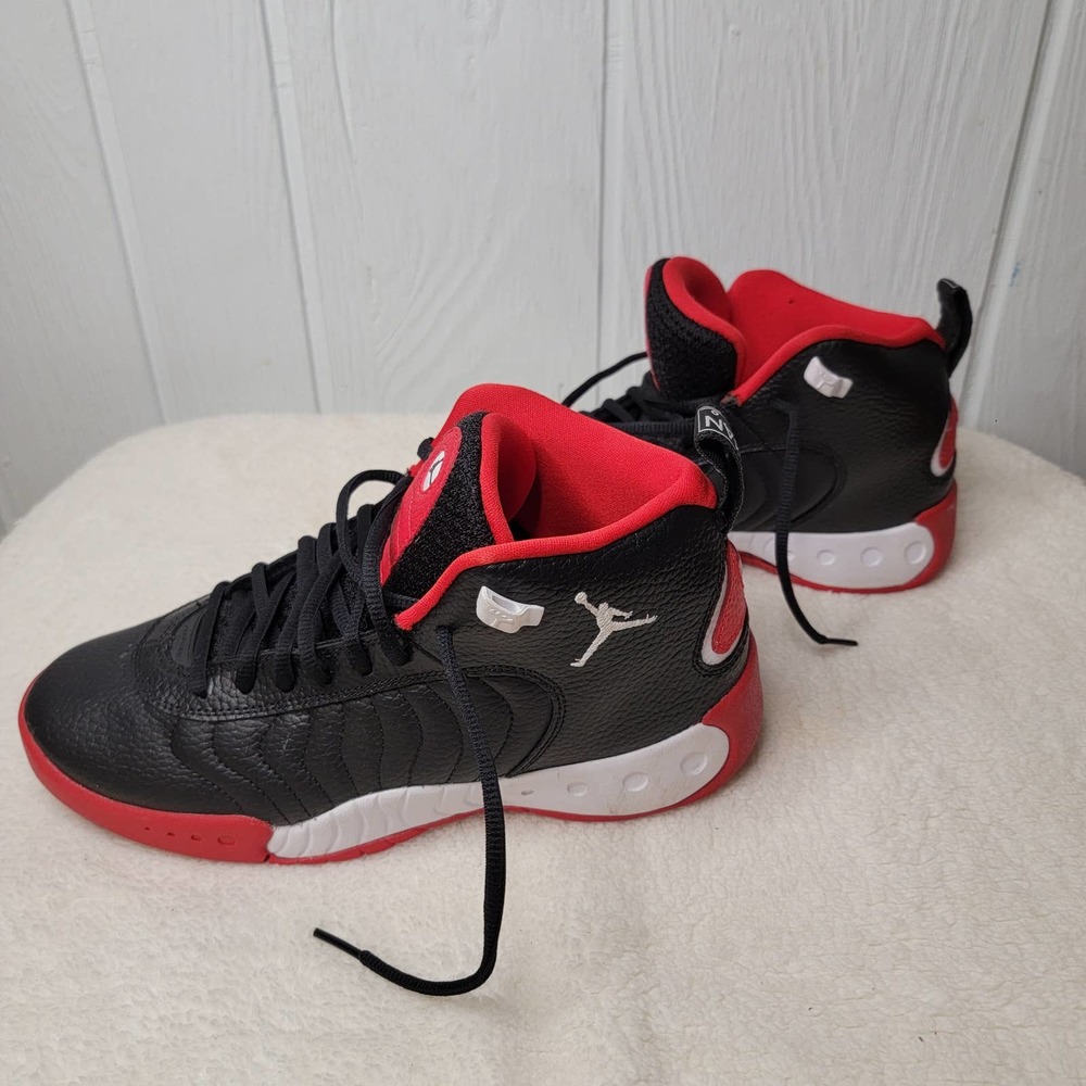 Jordan Jumpman Pro (GS) Size 7Y - EUC w/box